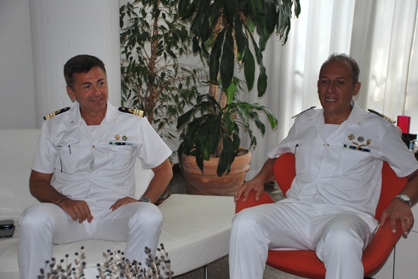 Alcune immagini della visita istituzionale del nuovo comandate della Capitaneria di Porto Gennaro Pappacena e dell'ex comandante Sergio Lo Presti 