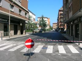 Lavori di asfaltatura in via Romagna